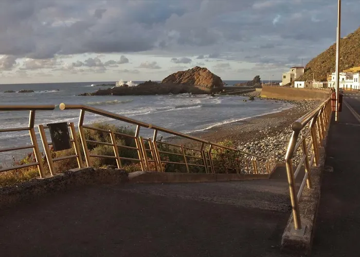 Oasis Atlantico: Rincon Secreto Al Pie De Senderos *