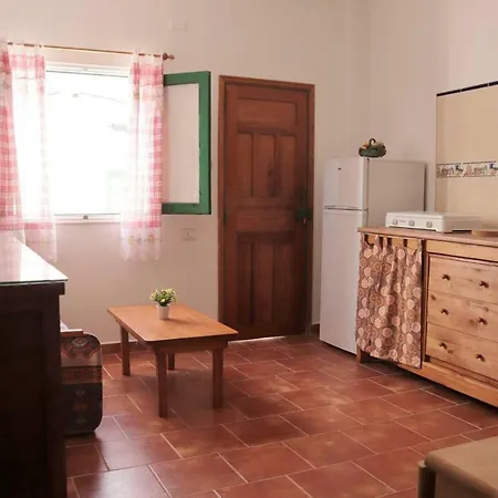 Oasis Atlantico: Rincon Secreto Al Pie De Senderos