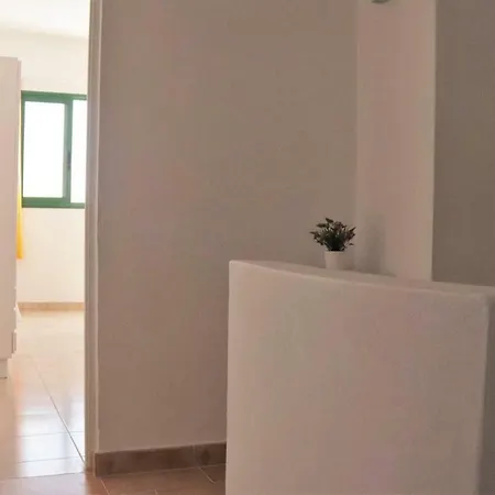 Oasis Atlántico: Rincón Secreto Al Pie De Senderos